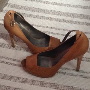 Jessica Simpson Peep Toe